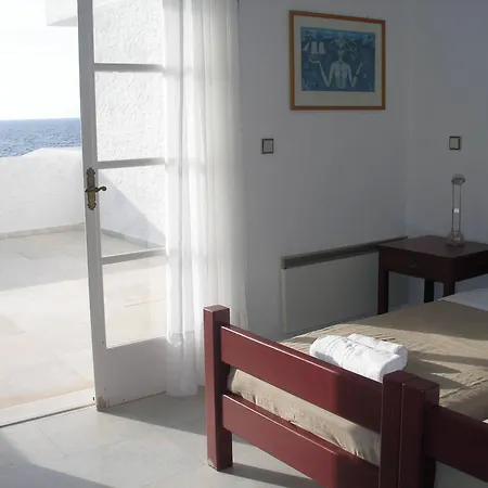 Akrotiri Villa
