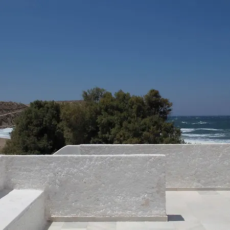 Villa Akrotiri Engares